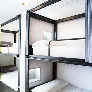  Hostal Onefam Catedral España